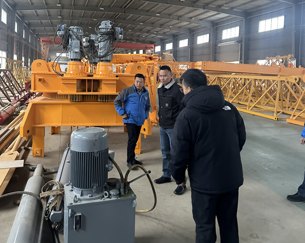 热烈欢迎中材装备集团阿富汗团队考察安徽译博集团威灵智能装备生产车间