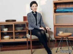 貌美睿智的才女杨澜，英语水平可以胜任同声翻译，她有何妙招？